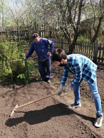 Волонтеры-проводники добра.