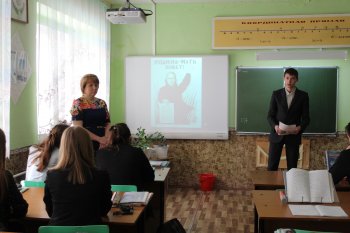 «Памяти павших, будьте достойны!».